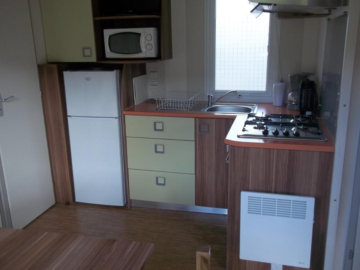 Camping Aire Du Gros Pre Lesseux Exteriör bild