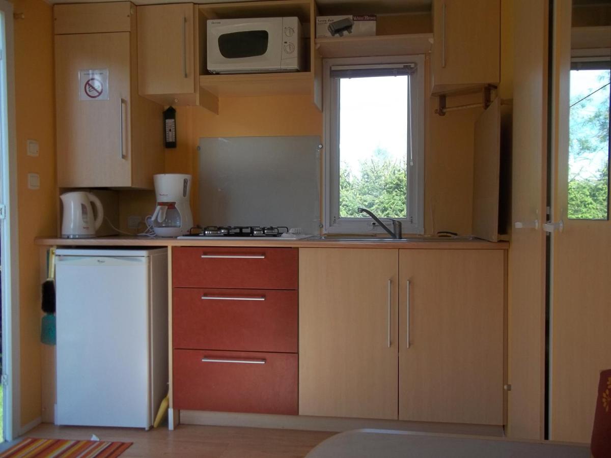 Camping Aire Du Gros Pre Lesseux Exteriör bild